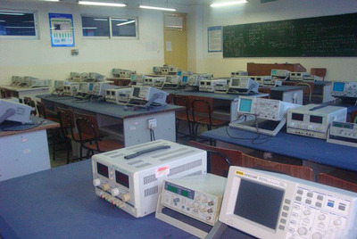 五月花勞動職業(yè)技能培訓學校_信息工程系實訓室